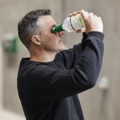 Augenspülflasche (0,9 % Natriumchloridlösung) mit Augenschale und Staubkappe